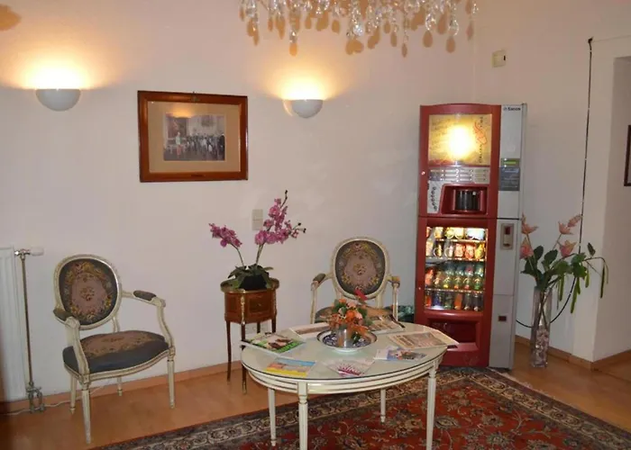Hotel Pension Walzerstadt Viena
